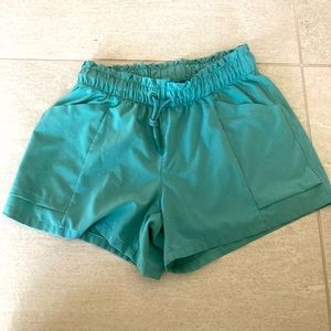 Athleta girls shorts🏃🏽‍♀️